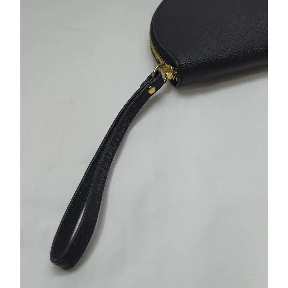Michael Kors Black Leather Zipper Closure Round Wallet
